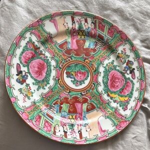 Vintage Chinese Famille Rose Medallion Plate